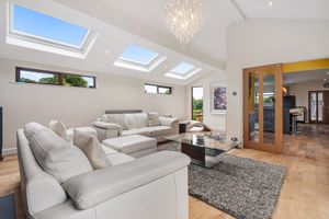 Sitting Room - click for photo gallery